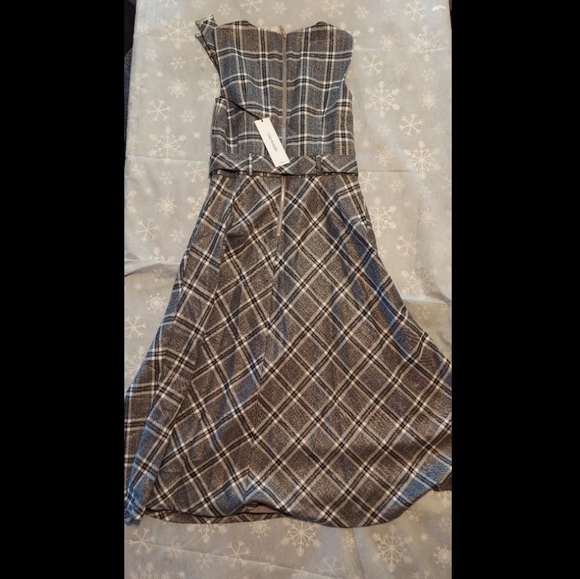 Calvin Klein dress - Picture 2 of 3